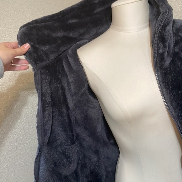 Bench. Fuzzy zipper jacket - Picture 8 of 12